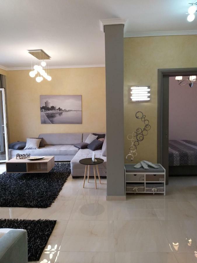 Appartamento Thess Old Town With Free Private Parking Salonicco Esterno foto