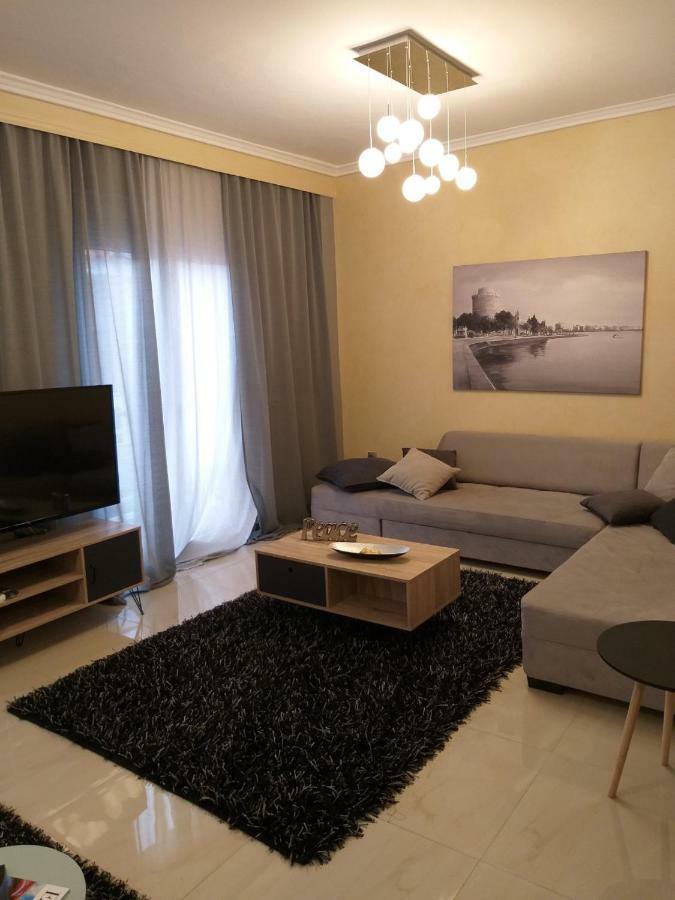 Appartamento Thess Old Town With Free Private Parking Salonicco Esterno foto